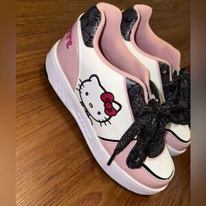 Hello kitty Heely’s